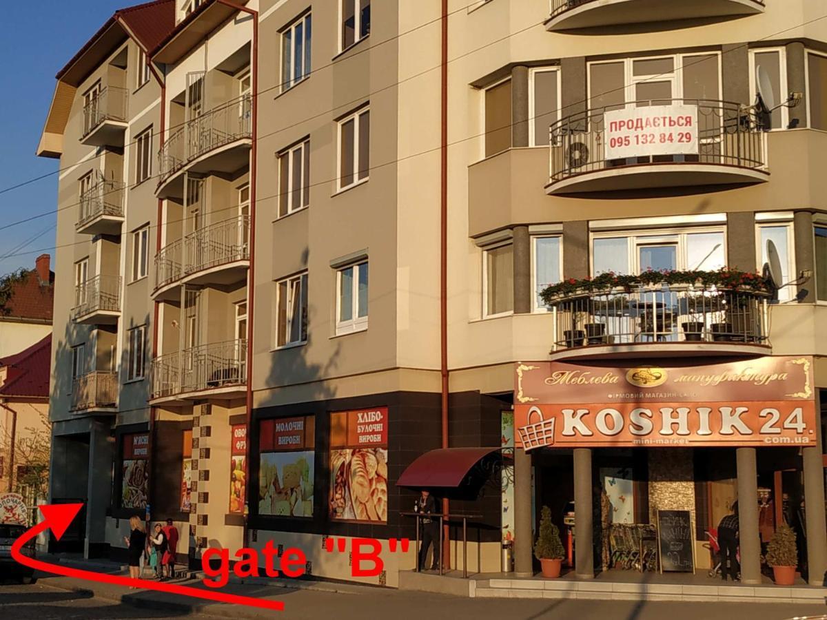 Lux Apartment Mukachevo Exterior foto