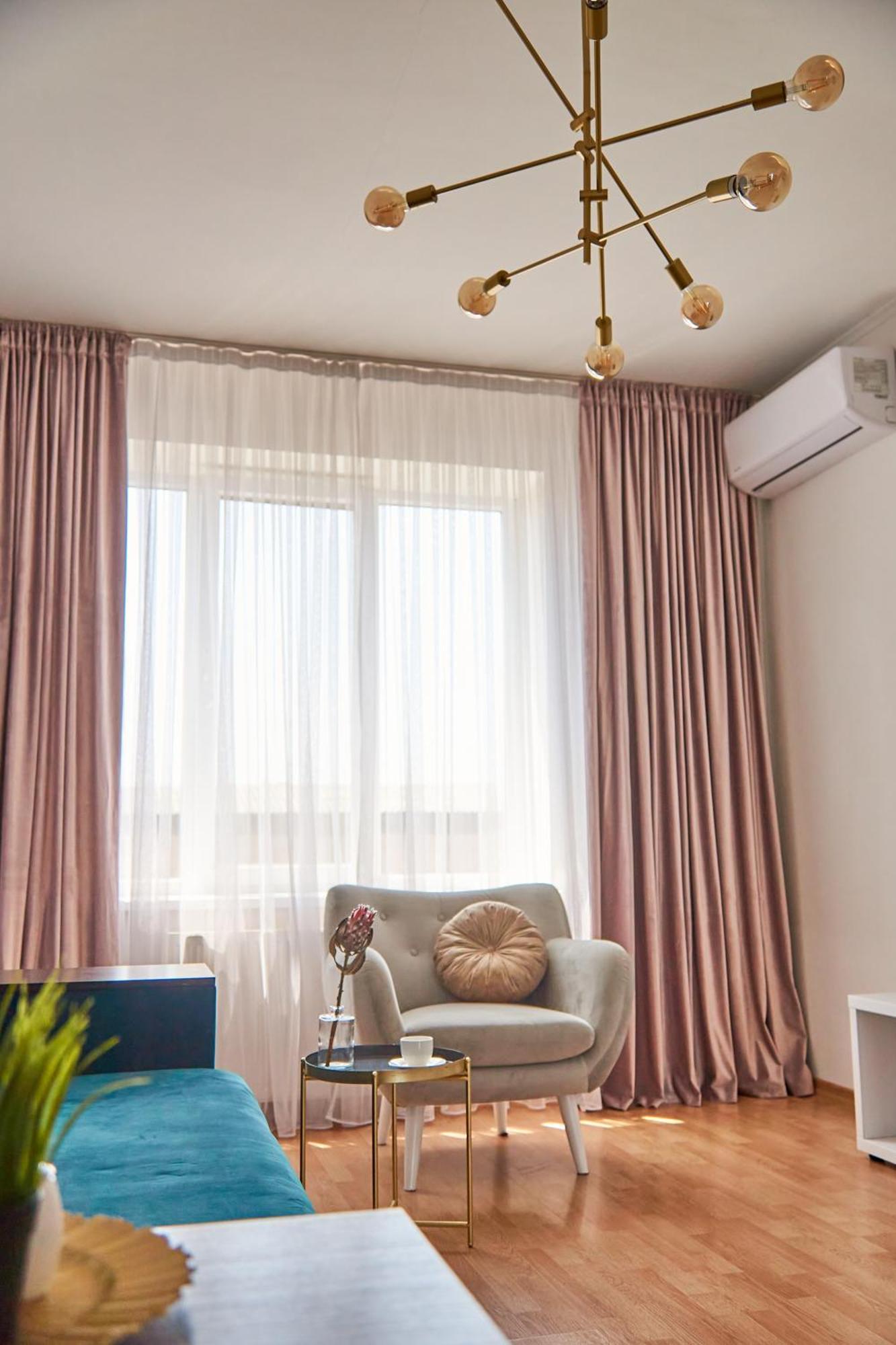 Lux Apartment Mukachevo Exterior foto